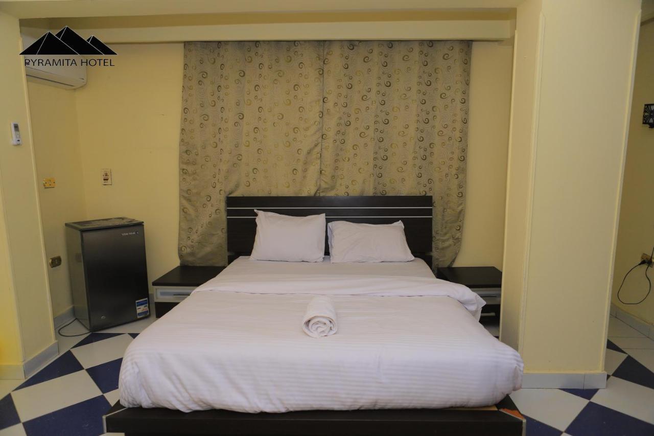 Pyramita Hotel Ghatati Exterior photo