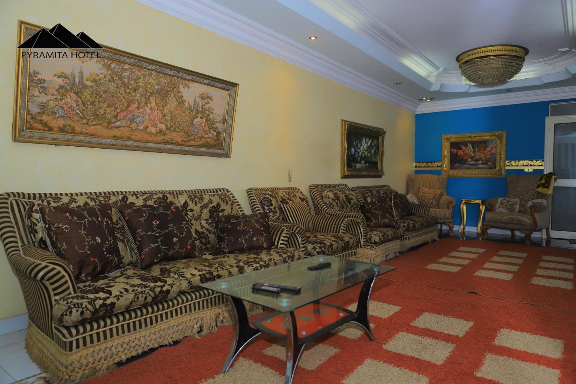 Pyramita Hotel Ghatati Exterior photo