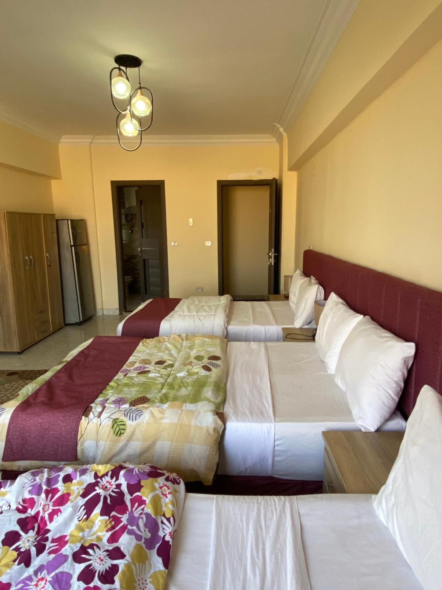 Pyramita Hotel Ghatati Exterior photo